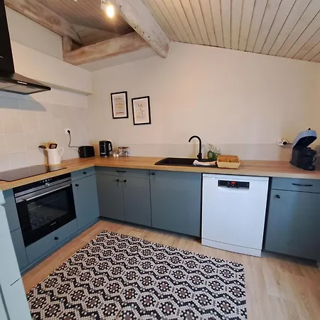 아파트 Charming 2-bedroom In Scenic Dordogne *